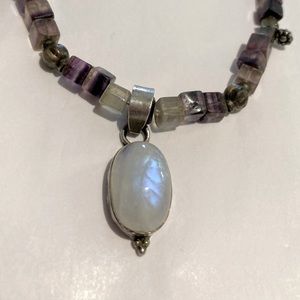 Pendant Moonstone/ Stones Necklace. Beautiful. Pre Owned. Vintage.